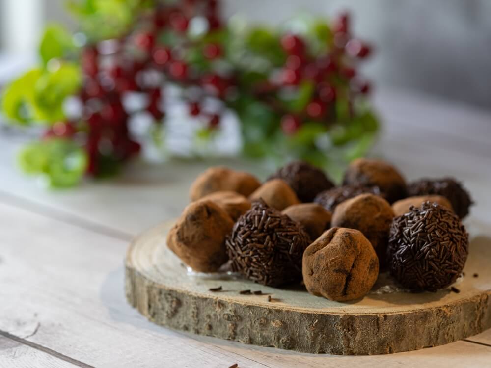 Tartufini di Pandoro al caffè d'orzo